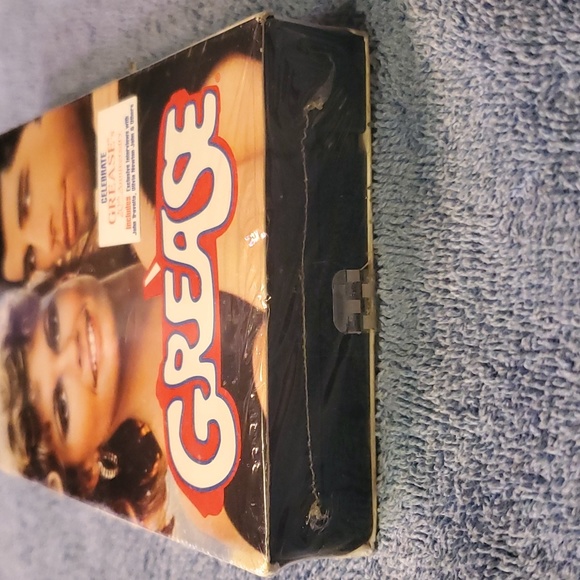 Grease - Picture 5 of 5